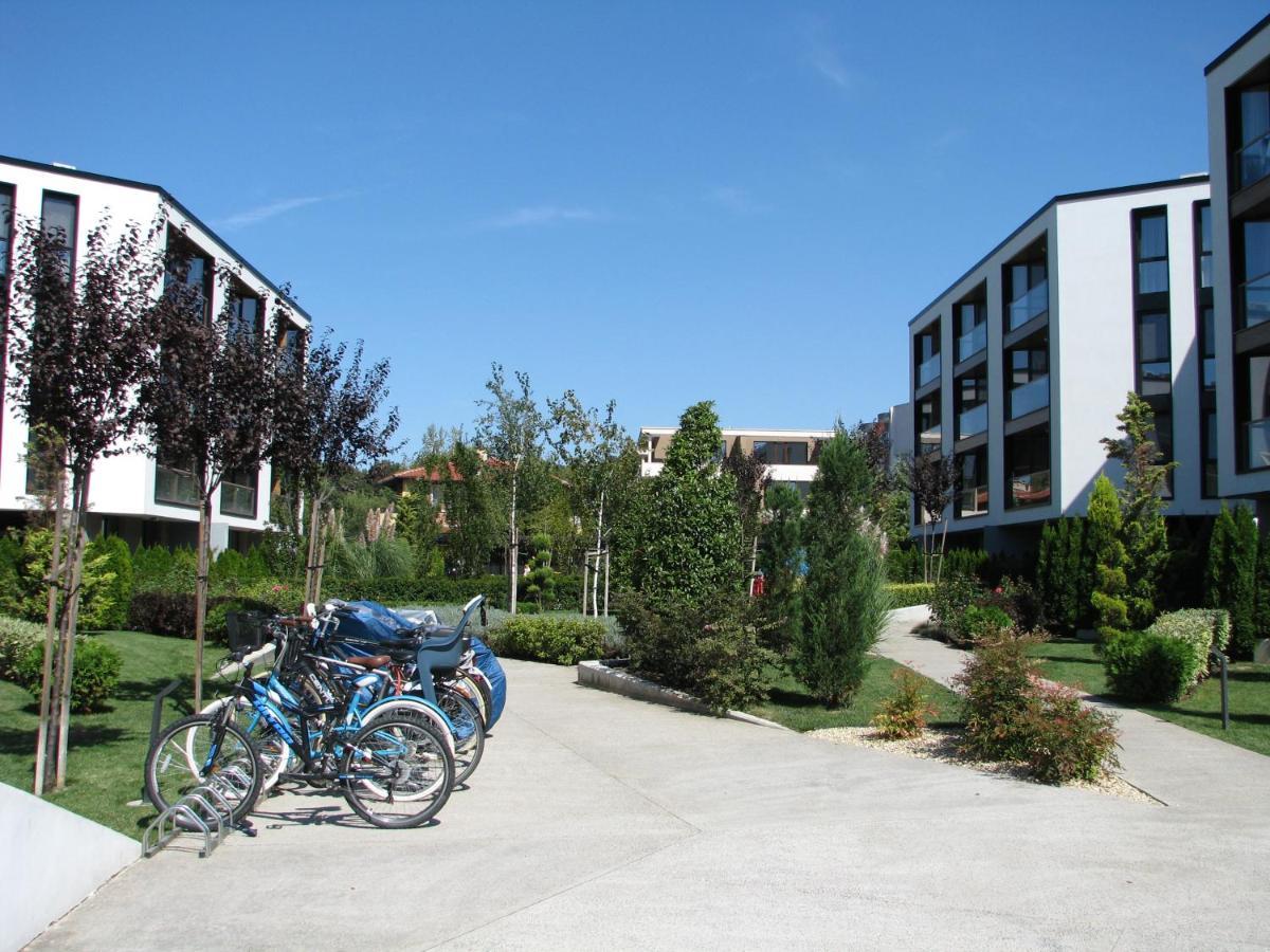 בורגאס Atlantis Atmosphere Apartment מראה חיצוני תמונה